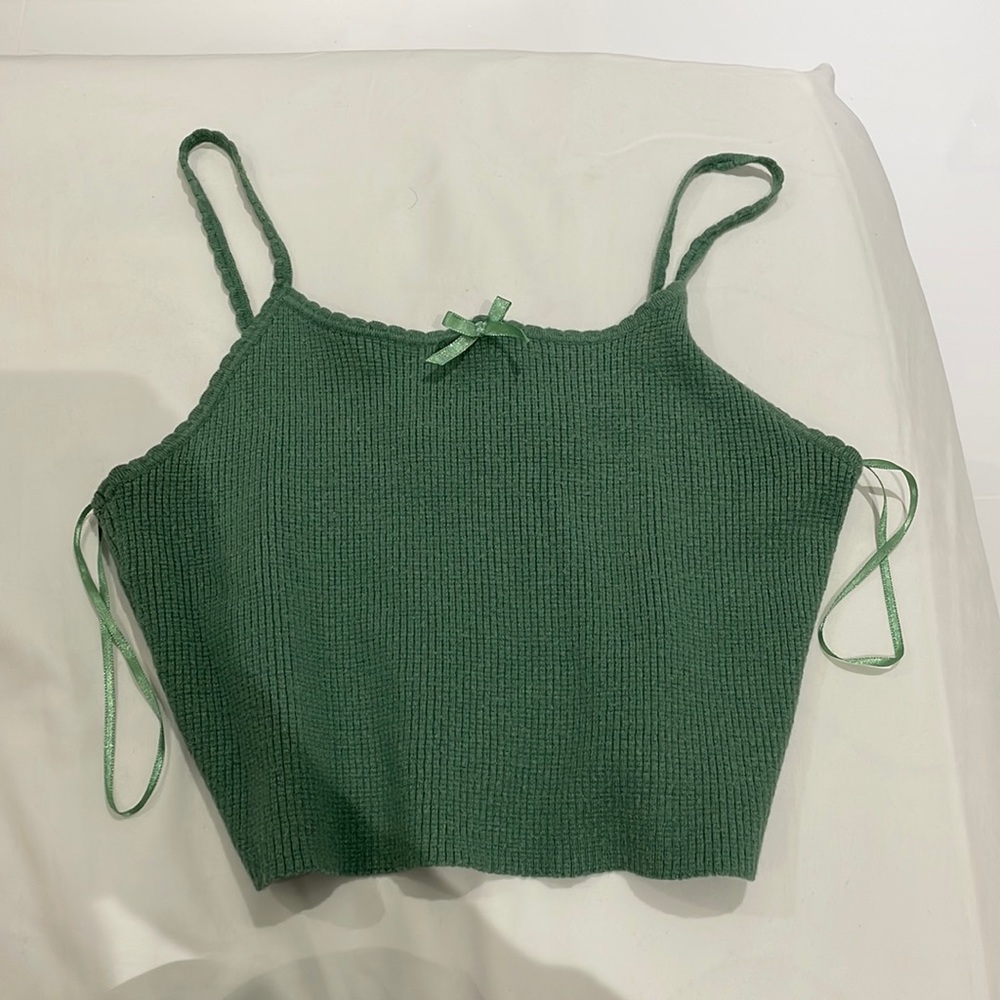 adorable green crop top with straps